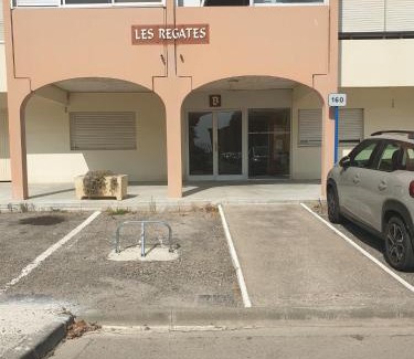 Port Rive Gauche Apartment | Studio plage du Grazel