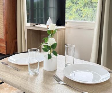Meaux Apartment | Studio Platanes 2 - Proche Disneyland - Parking Gratuit - Meaux
