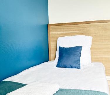 Meaux Apartment | Studio Platanes 5 - Proche Disneyland - Parking gratuit - Meaux