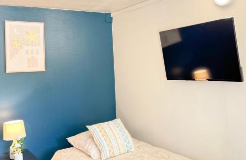 Meaux Apartment | Studio Platanes 8 - Proche Disneyland - Parking gratuit - Meaux