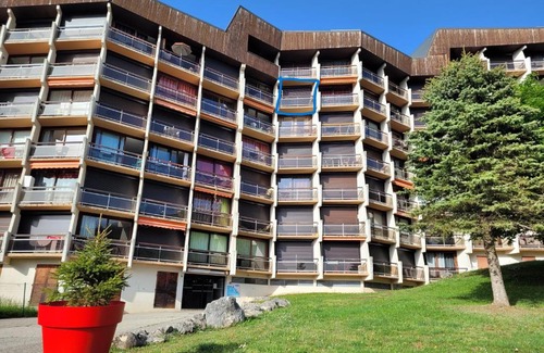 Villard-de-Lans Apartment | STUDIO plein sud "Les Arolles" Balcon de VILLARD DE LANS