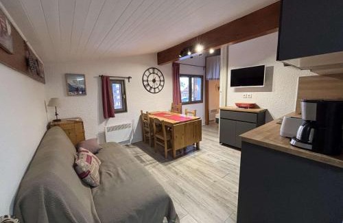 Jeux Apartment | Studio pour 4 pers. au cœur de L'Alpe d'Huez, proche télécentre, animaux acceptés - FR-1-405-103
