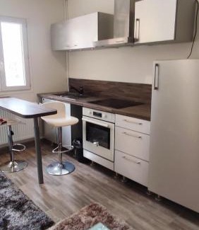 La Courneuve Apartment | Studio Pour Une deux Personnes