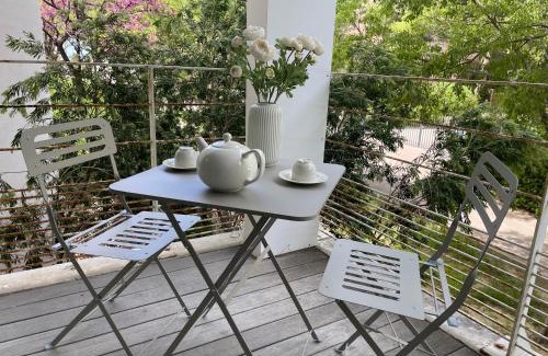 La Plage Apartment | STUDIO PRADO PLAGE PISCINE TERRASSE