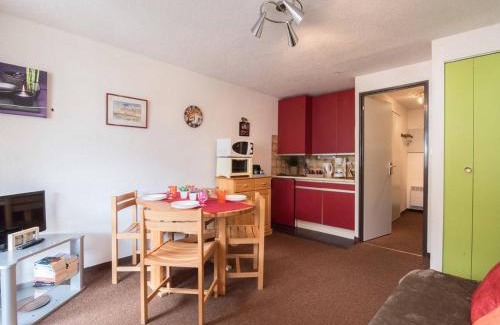 Saint-Lary-Soulan Apartment | Studio pratique pour 4 pers, parking privé, proche centre, téléphérique et navette gratuite - FR-1-296-140