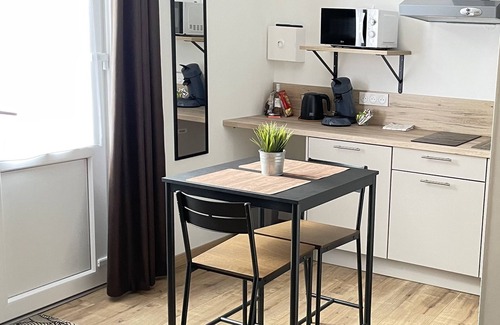 Lens Apartment | Studio-Premium-Ensuite-Garden view-2ème étage