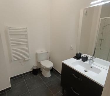 Malakoff Apartment | Studio, private garden in Malakoff