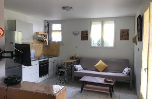 Les Anses-d'Arlets Apartment | Studio proche mer & climatisé les Anses d'Arlet