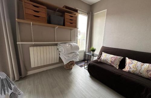 Stains Apartment | Studio proche RER D