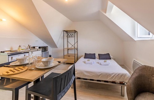 Saint-Serge Apartment | Studio proche université et commodités