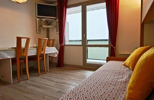 Chamrousse Apartment | Studio rénové 2018 avec parking couvert - FR-1-340-128