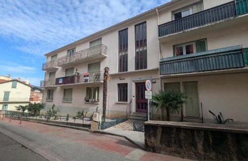 Amelie-les-Bains-Palalda Apartment | Studio Rue Castellane pour Cure ou Tourisme Vert à 2 min des Thermes