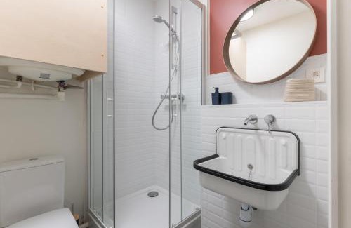 Republique - Les Ponts Apartment | Studio refait à neuf avec Parking en Bord de Loire