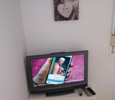 Vaugneray Apartment | studio refait a neuf avec la fibre
