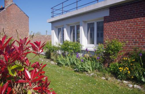 Dieppe Apartment | Studio rez-de-jardin