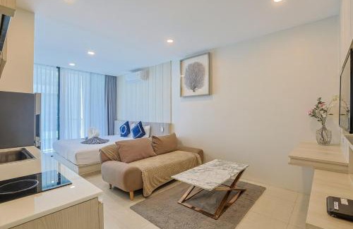 Patong Apartment | Studio room pool view Patong