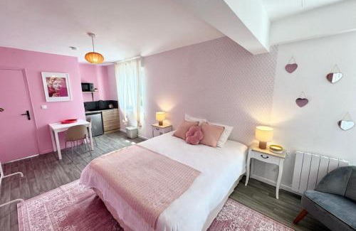 Queven Apartment | Studio rose & spa Pause bien-être