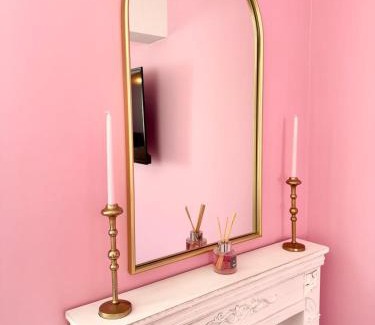 Queven Apartment | Studio rose & spa Pause bien-être