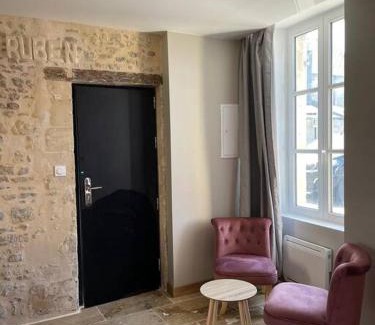 Bayeux Apartment | Studio Ruben