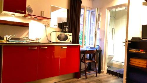 5th Arrondissement Apartment | Studio Rue Lacépède