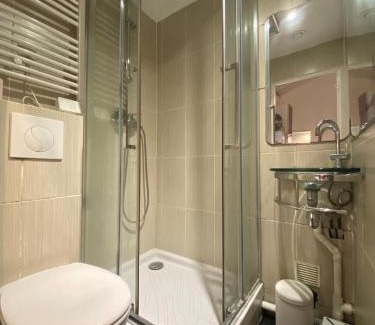5th Arrondissement Apartment | Studio Rue Lacépède
