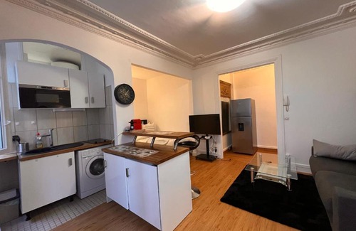 Clignancourt Apartment | Studio Sacré-Cœur Montmartre 2 - HALA PARIS