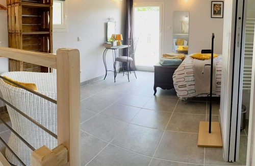 Saint-Paterne-Racan Apartment | Studio Saint-Paterne-Racan, studio flat, 2 persons