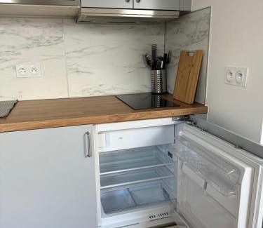 Saint-Cyr-l'Ecole Apartment | Studio Saint Cyr