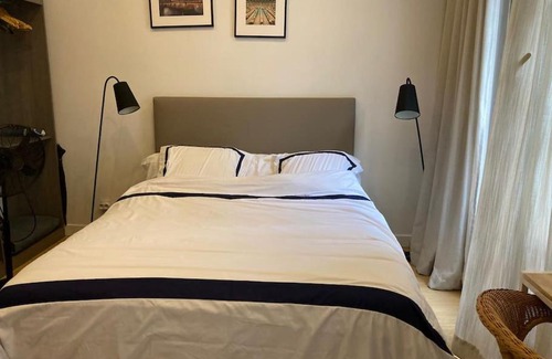 6th Arrondissement Apartment | Studio Saint Germain des près