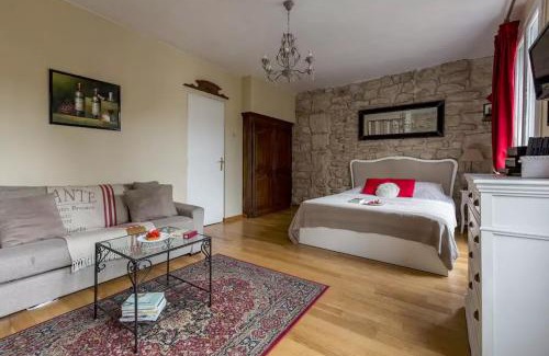 4th Arrondissement Apartment | Studio Saint Louis en Ile