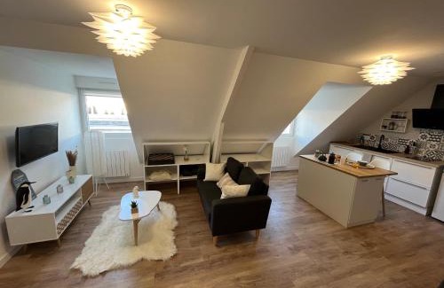 Lorient Apartment | STUDIO SCANDINAVE - HYPER CENTRE LORIENT
