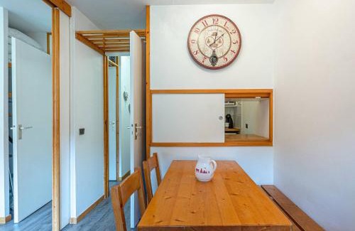 Les Avanchers-Valmorel Apartment | Studio ski-in/ski-out, balcon sud, cuisine équipée, 4 pers, animaux ok - FR-1-356-274
