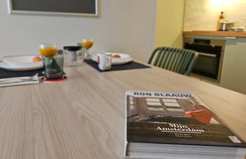 Purmerend Apartment | Studio Spring - 20 min from Amsterdam Centre - FREE parking