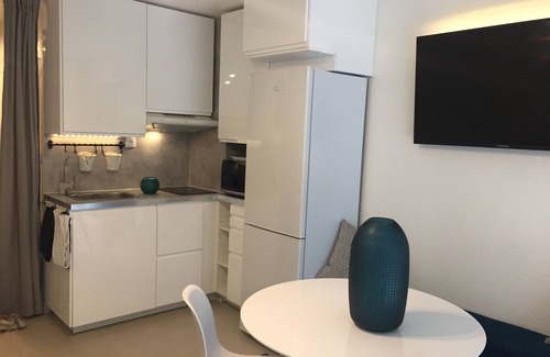 Calvi Apartment | Studio standing private garden, air-conditioned, comfort in the sun at two steps from the sea