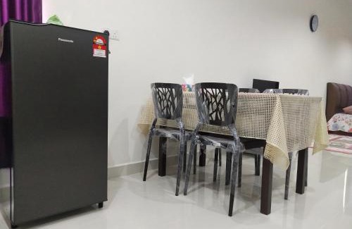 Kota Warisan Apartment | STUDIO SUITE HOMESTAY KLIA