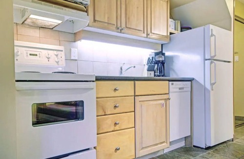 Whistler Village Resort | Studio Suite in the Heart of Whistler Village