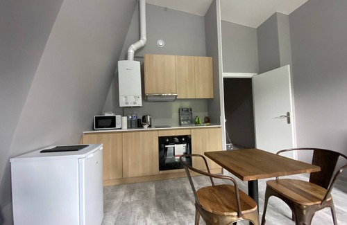 Aulnay-sous-Bois Apartment | Studio Superieur Gris N°2