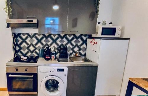 Lepante Quarter Apartment | Studio T1 Centre - Idéal couple & amis - Confort - WIFI - Calme - Climatisation - Coin Terrasse