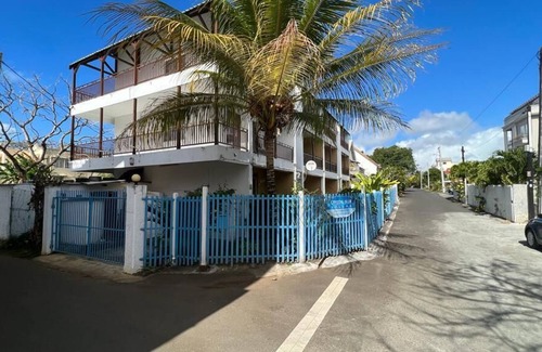Mont Choisy Apartment | Studio Tout Équipé et Sécurisé à 2 Minutes à Pied D'une Plage de Rêve