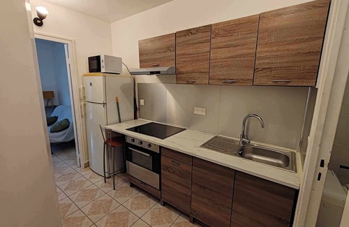 Bondoufle Apartment | Studio Tout Équipé Indépendant Dans Maison à 25 Minutes des Portes de Paris