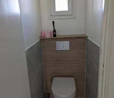 Levis-Saint-Nom Apartment | Studio tout confort jardin partagé