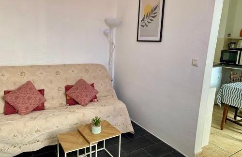 Goussainville Apartment | Studio tout confort proche Gare RER D