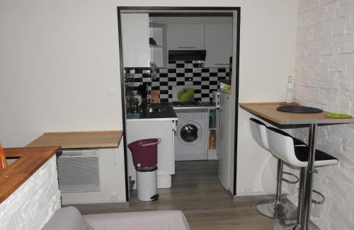 Limoges Apartment | Studio très confortable