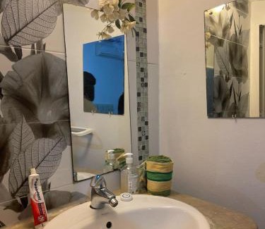 El Menzah 8 Apartment | Studio Transit near airport