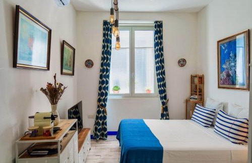 Opera Apartment | Studio Travel 24M2, 120m Vieux-Port ,Clim , Wifi ,Accès autonome avec code