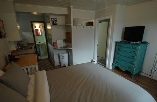 North Star Apartment | Studio vacation rental available in the heart of Spenard!