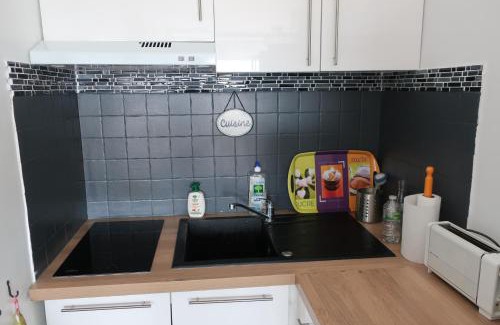 Valras-Plage Apartment | Studio Valras vue Port et Mer Wi-Fi gratuit