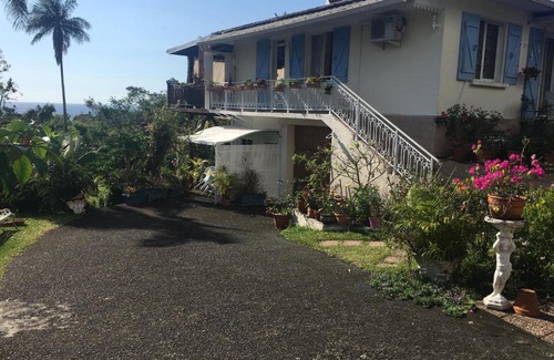 Sainte-Rose Bed & Breakfast | Studio Vavangue