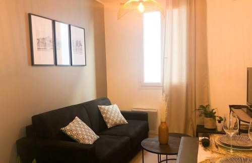 Antibes Old Town Apartment | Studio Vieil Antibes - Saint Antoine