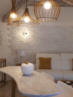 Mougins Apartment | Studio villa château Currault